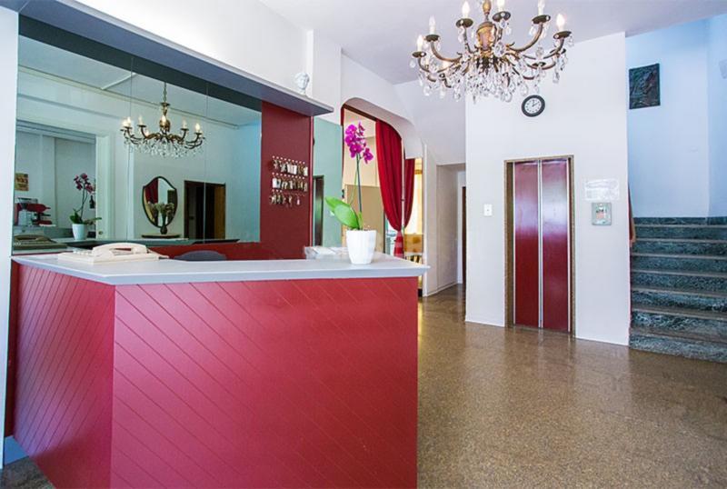 Hotel Marilena Viserbella di Rimini Екстериор снимка